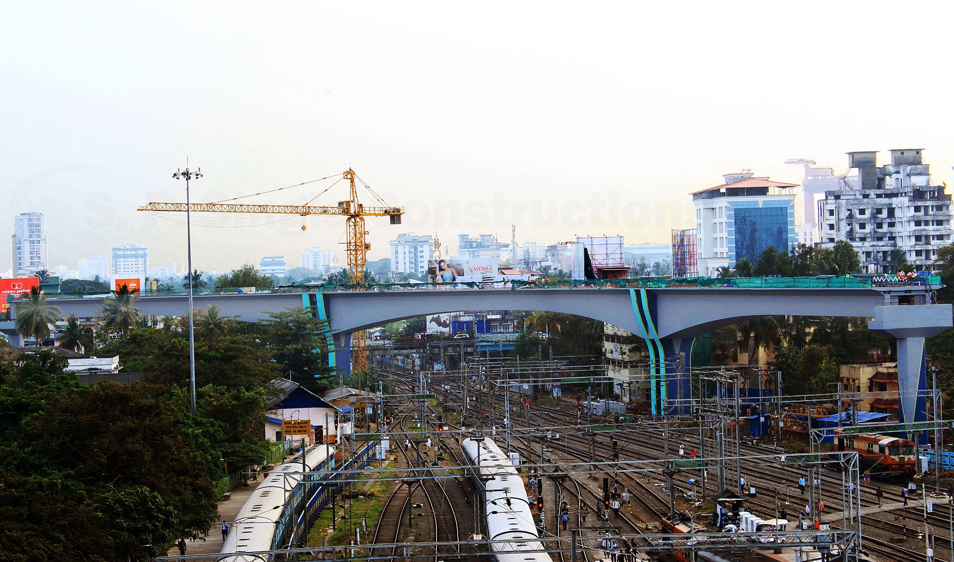 Elevated Cast-in-situ Balanced Cantilever Bridge for Kochi Metro